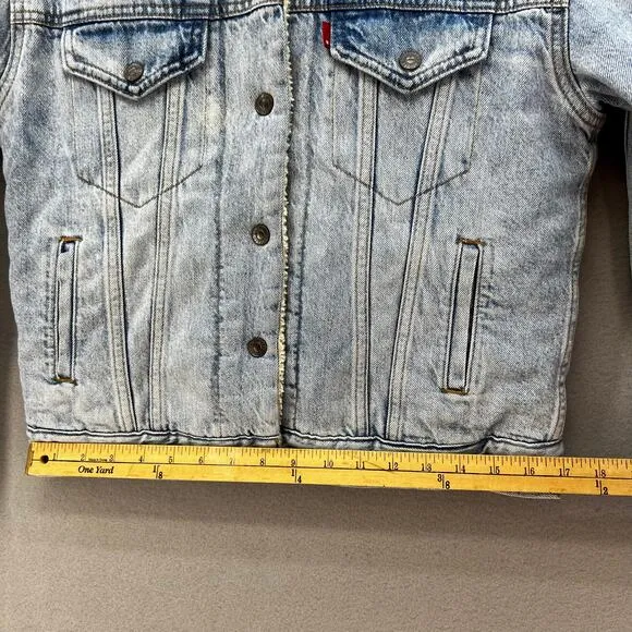 Levi's Denim Jacket Women's XS Light Blue Sherpa Lined Vintage Classic 80s Style
