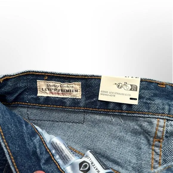 Levi's Premium 501 '81 NWT Womens Medium Wash 28x31 A46990009