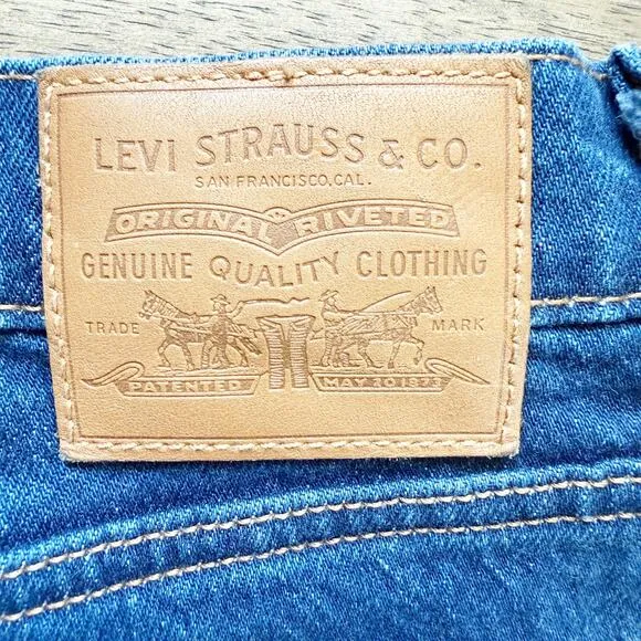 Levi's Wedgie Straight Jeans Size 29