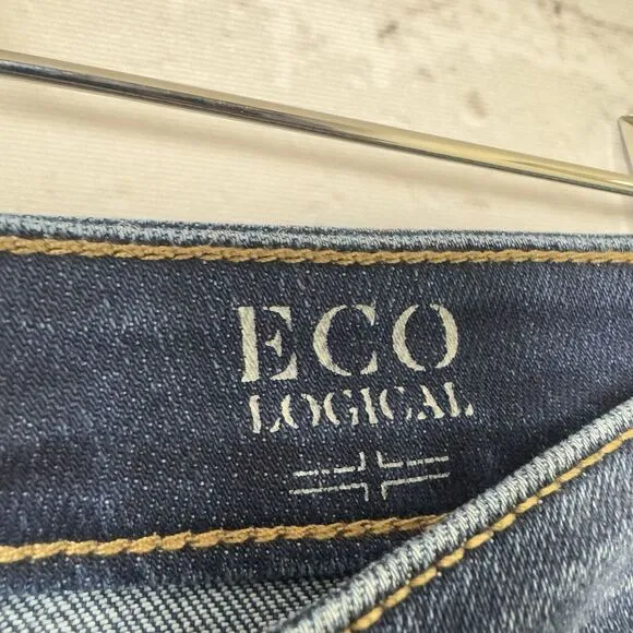 Liverpool Womens Marley Girlfriend Cuffed Eco Jeans in Bartlett Blue Size 6/28