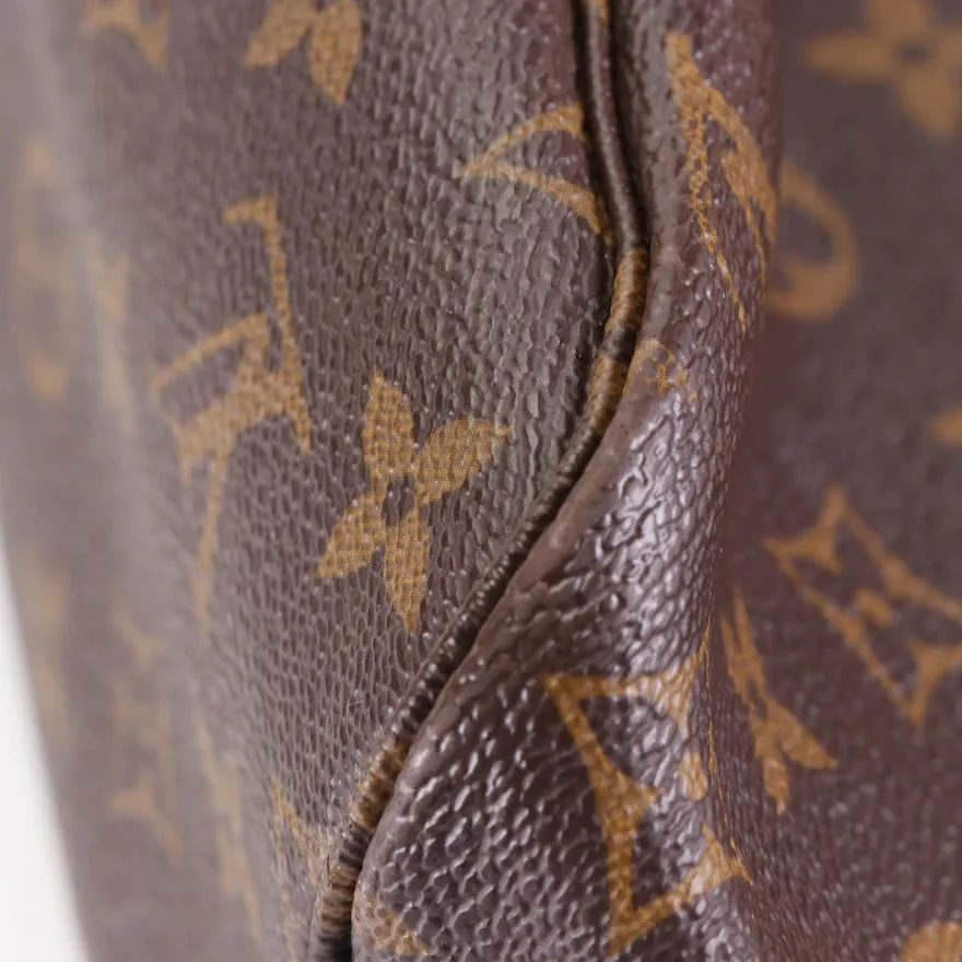 Louis Vuitton Neverfull MM in Monogram Canvas
