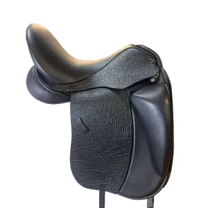 Lucardie Advantage Dressage Saddle Black