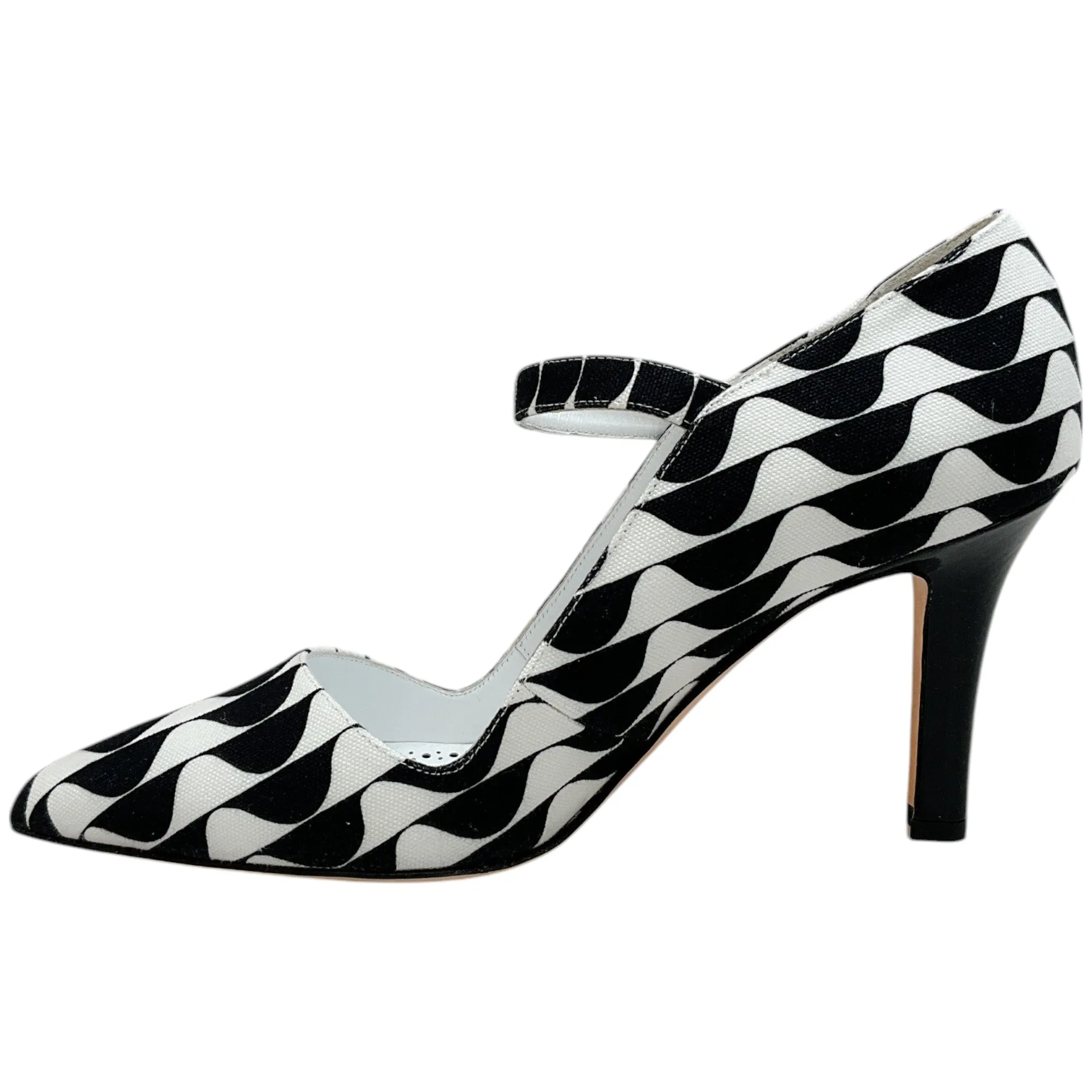 Manolo Blahnik Black / White Canvas Tarazona Pumps