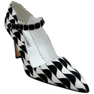 Manolo Blahnik Black / White Canvas Tarazona Pumps