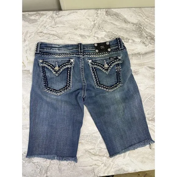 Miss Me Cutoff Jean Shorts Women's‎ Size 31 Rhinestone JPS501416R