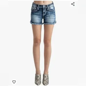 Miss Me Women's Pastel X Cross Stitch Mid-Rise Shorts with Faux Flap Pockets
