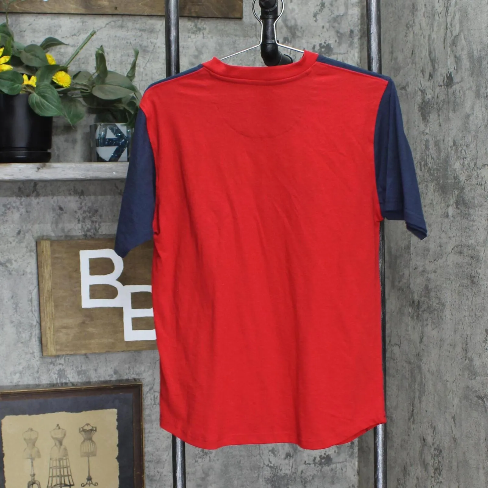 MLB Atlanta Braves Mens Short Sleeve Color Block V-Neck Jersey Shirt
