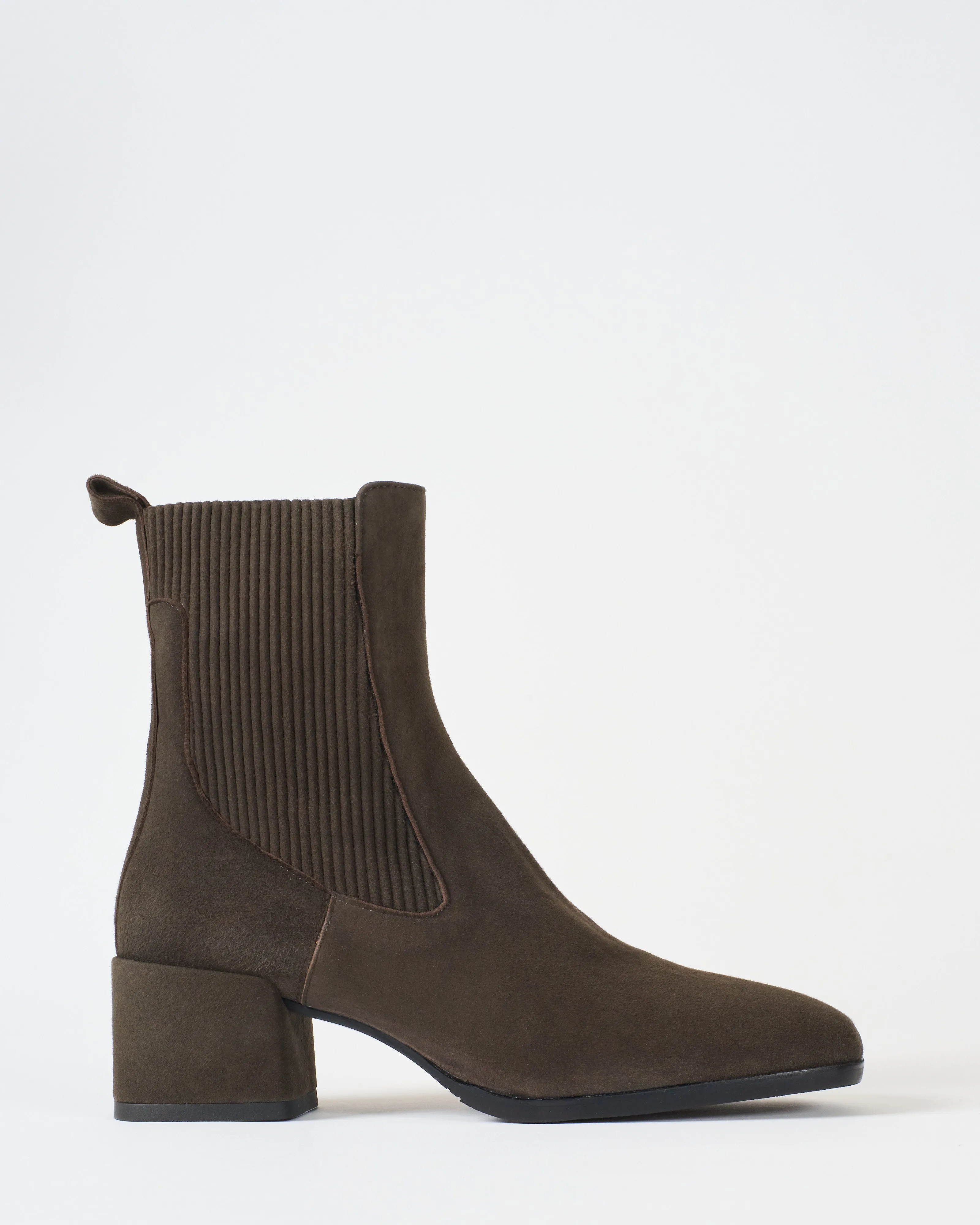 niki boot