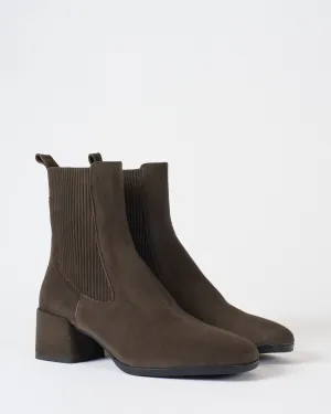 niki boot
