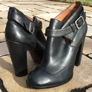 No 704b. “Erika” Black Leather Ankle Booties