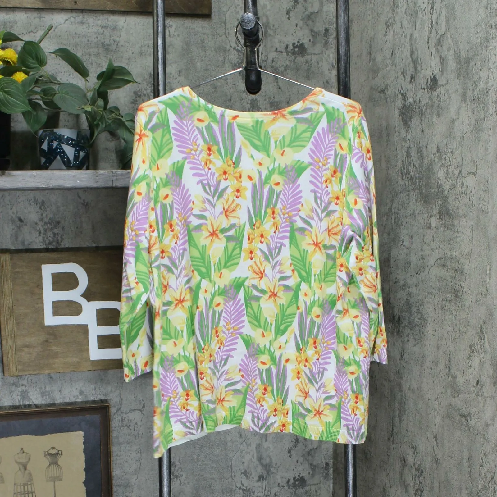 NWT Quacker Factory Women's Floral Embellished Knit Cardigan Sweater. A351134 XL