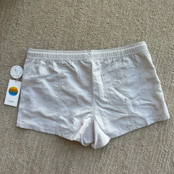 NWT Vuori Sunwashed Shorts Size XL