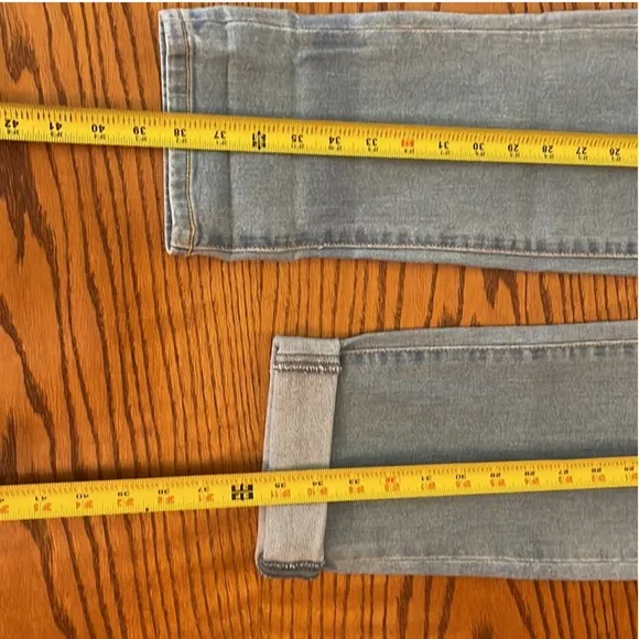 NWT Womens jeans size 8 / 29 straight mid rise fashion pants