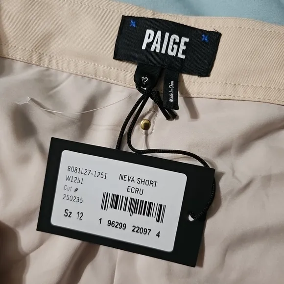 Paige Shorts Neva Belted‎ High Rise In Ecru (Beige) Women's 12 NWT $209 BB2