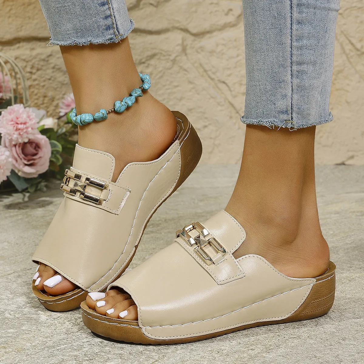 Plus Size Peep Toe Slippers With Metal Accessories