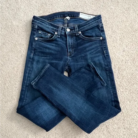 Rag &amp; Bone Women's Stretch Skinny Jeans in Woodford Wash Medium - Dark Blue