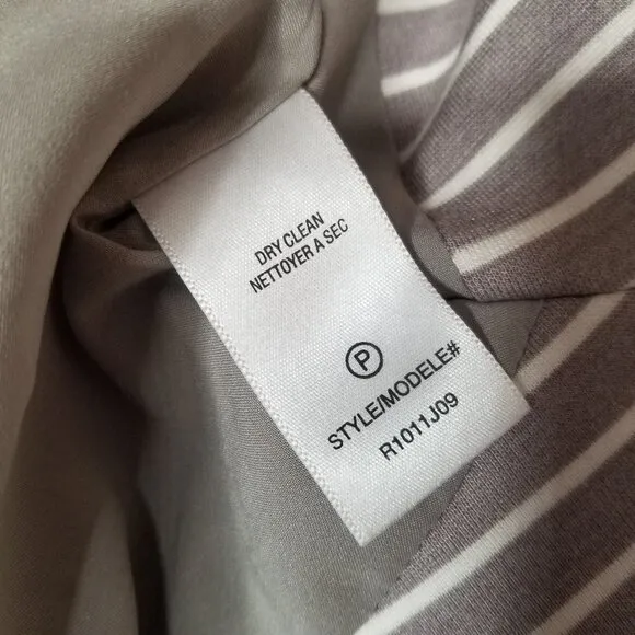 Robert Rodriguez Women's Gray &amp; White Horizontal Striped Crop Blazer Siz…