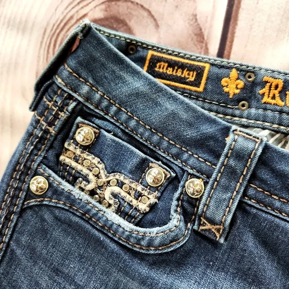 Rock Revival &quot;Maisky&quot; Easy Capri Cropped Blue Jeans Y2K Bling | Women's Size 27