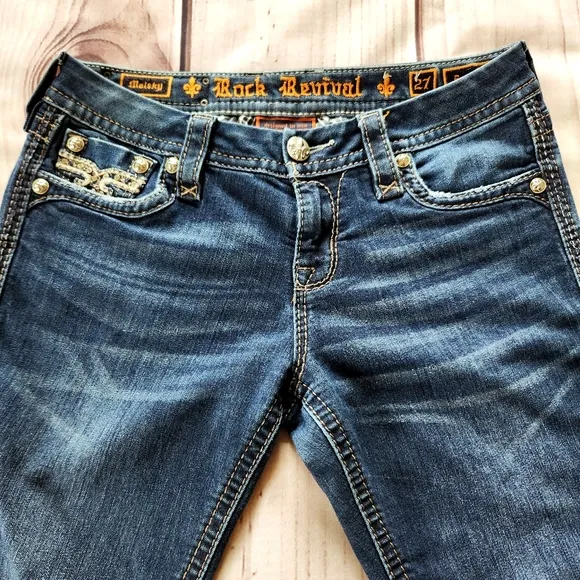 Rock Revival &quot;Maisky&quot; Easy Capri Cropped Blue Jeans Y2K Bling | Women's Size 27