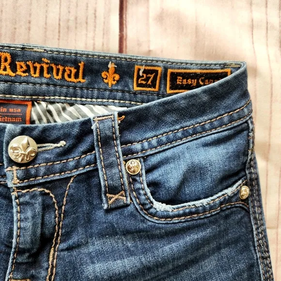 Rock Revival &quot;Maisky&quot; Easy Capri Cropped Blue Jeans Y2K Bling | Women's Size 27