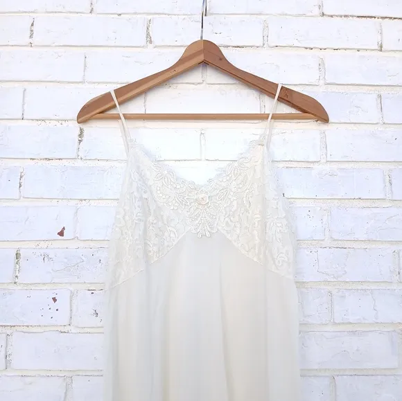 Shadowline Long Nightgown Lace Ivory