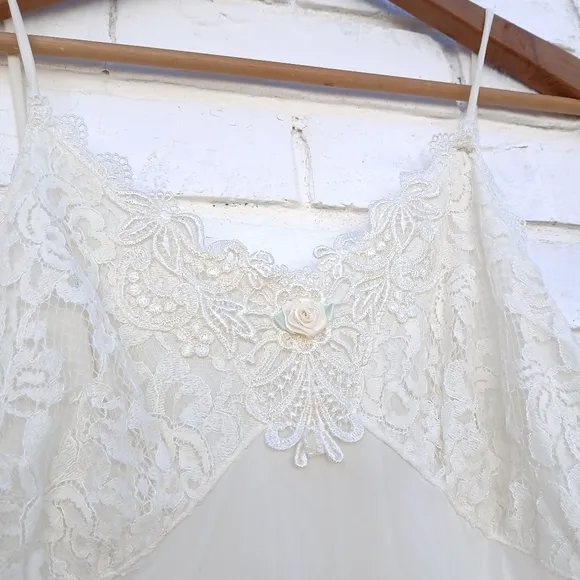 Shadowline Long Nightgown Lace Ivory