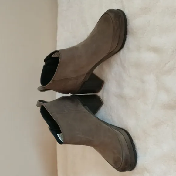 Sorel Blake waterproof platform bootie