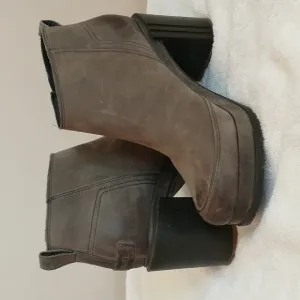 Sorel Blake waterproof platform bootie
