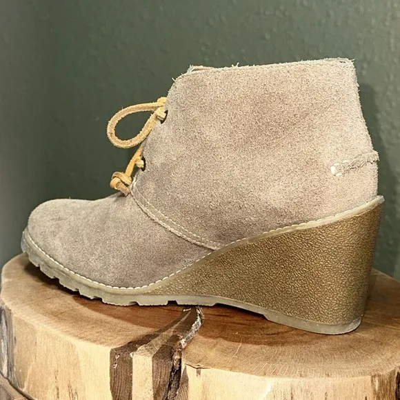 SPERRY Top-Sider Women's Stella Prow Ankle Bootie