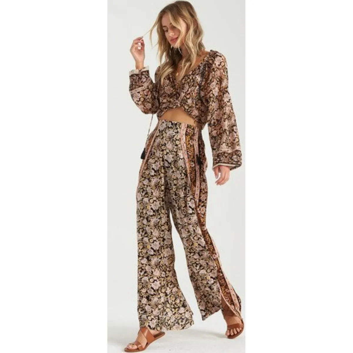 Split Spirit Pant