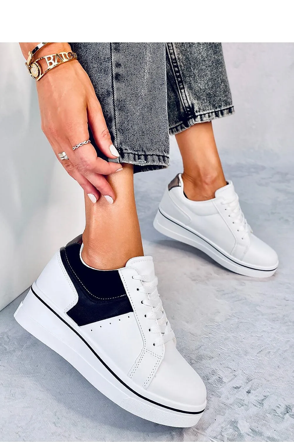 Sport Shoes