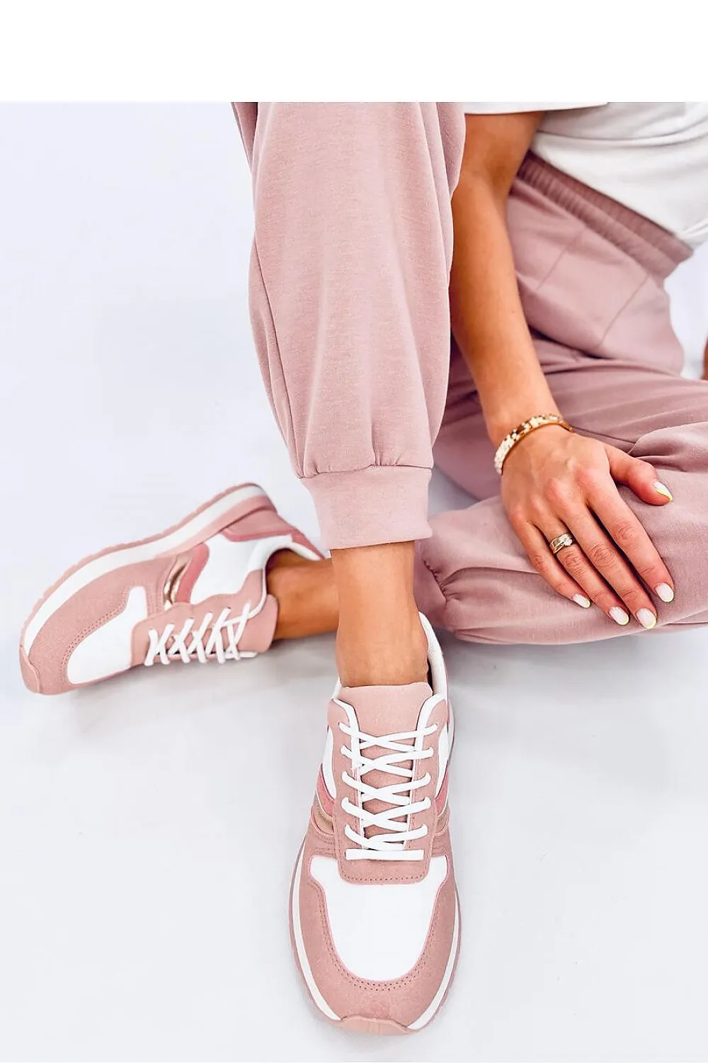 Sport Shoes