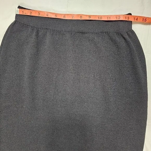 ST.‎ JOHN Evening Vintage Black Knit Skirt With Rhinestone Hem Women's Size 8