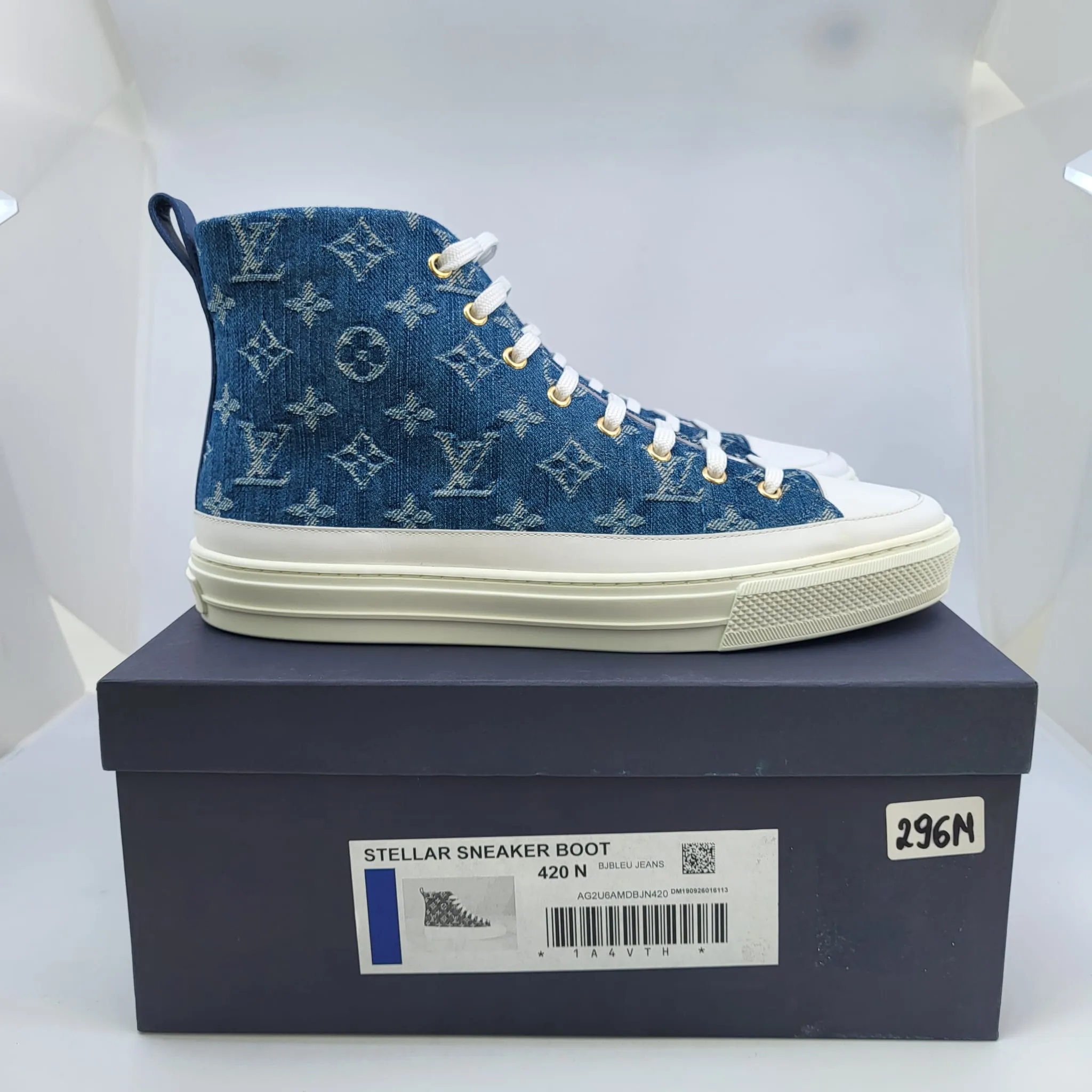 Stellar Sneaker Boot