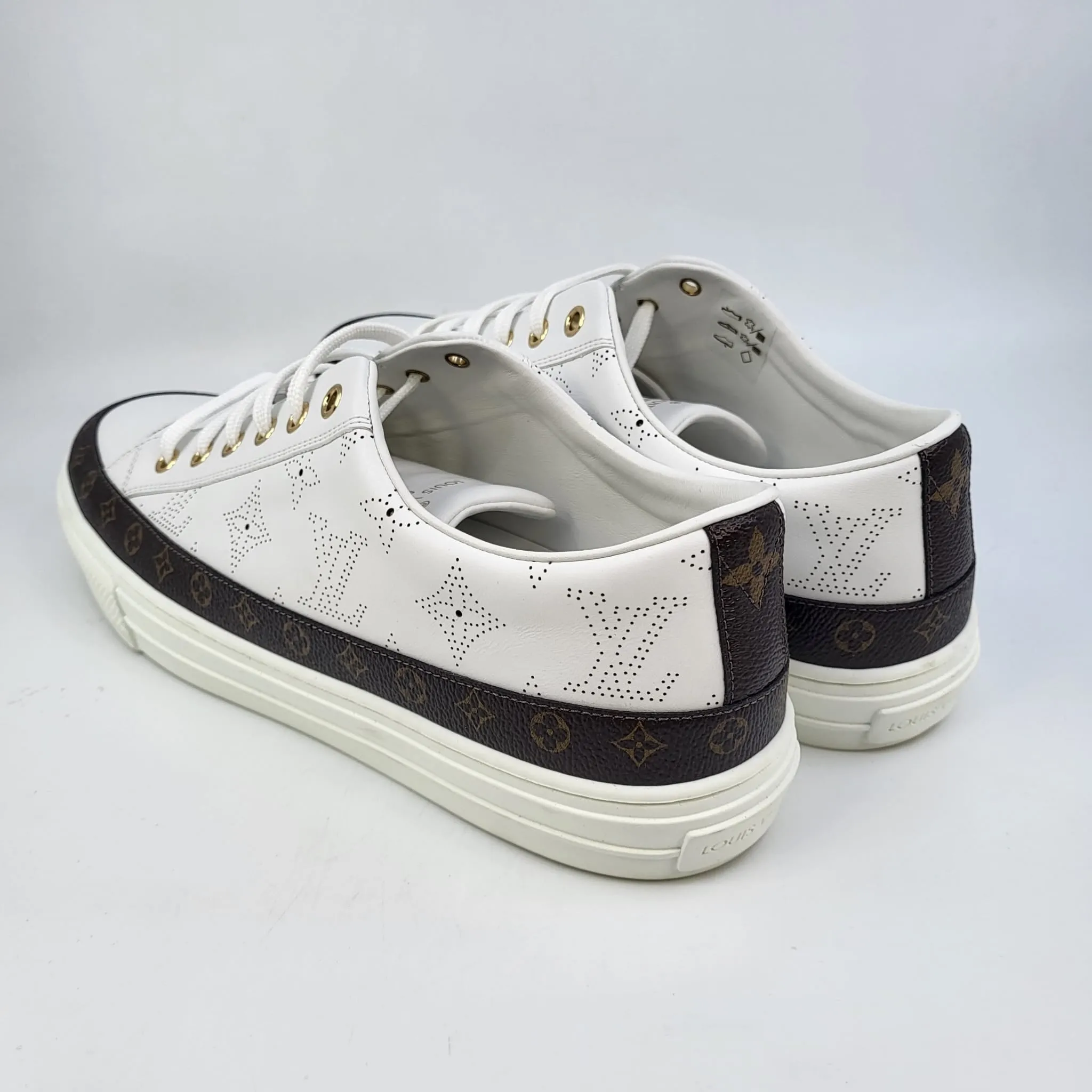 Stellar Sneaker