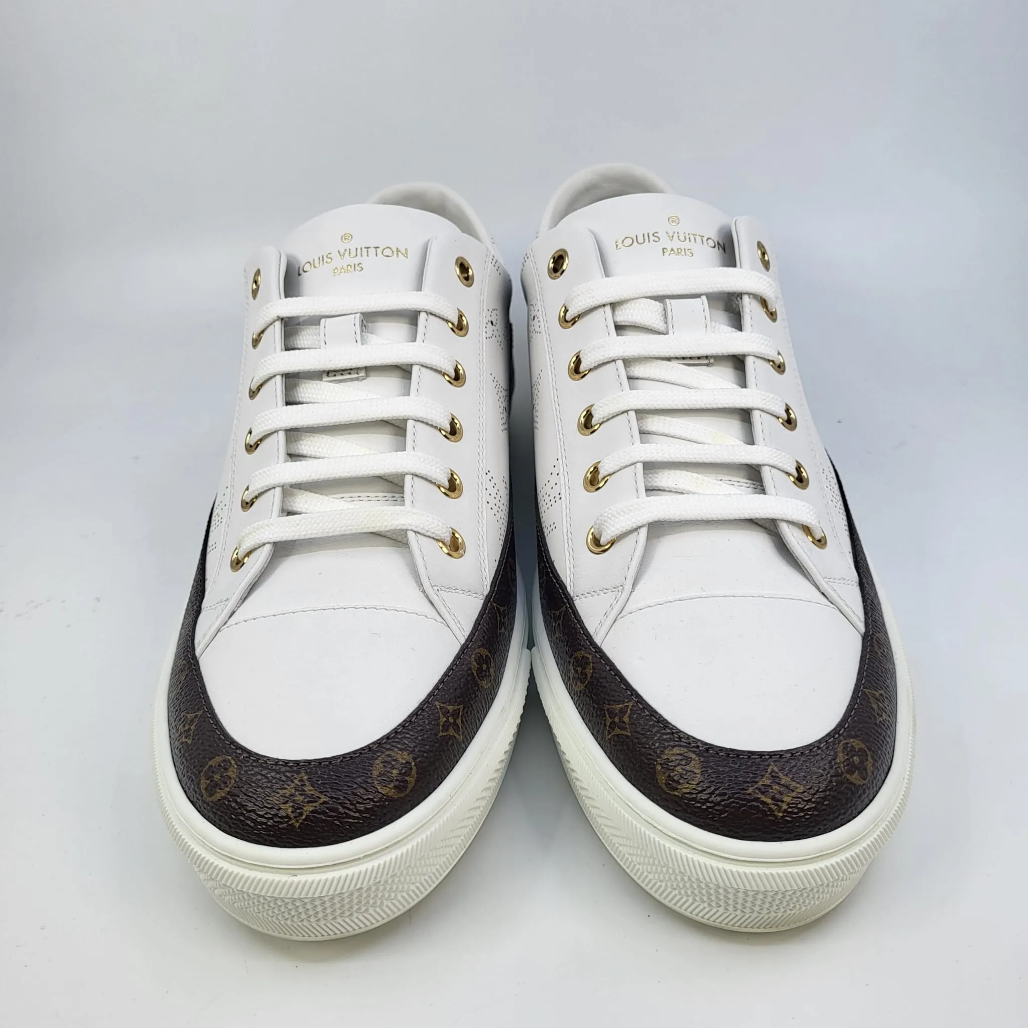 Stellar Sneaker