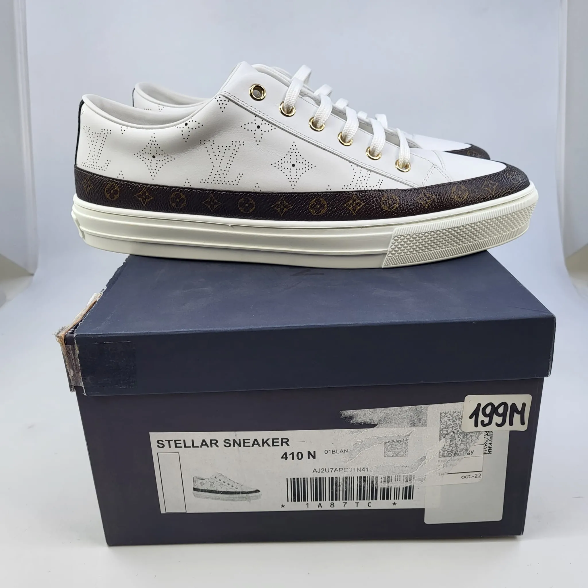 Stellar Sneaker