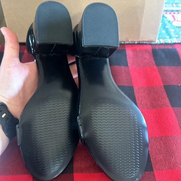 Steve Madden Irenee Heels size 8.5