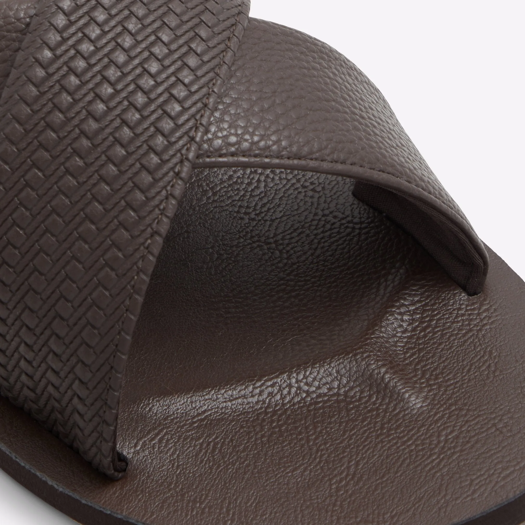 Stmock / Flat Sandals