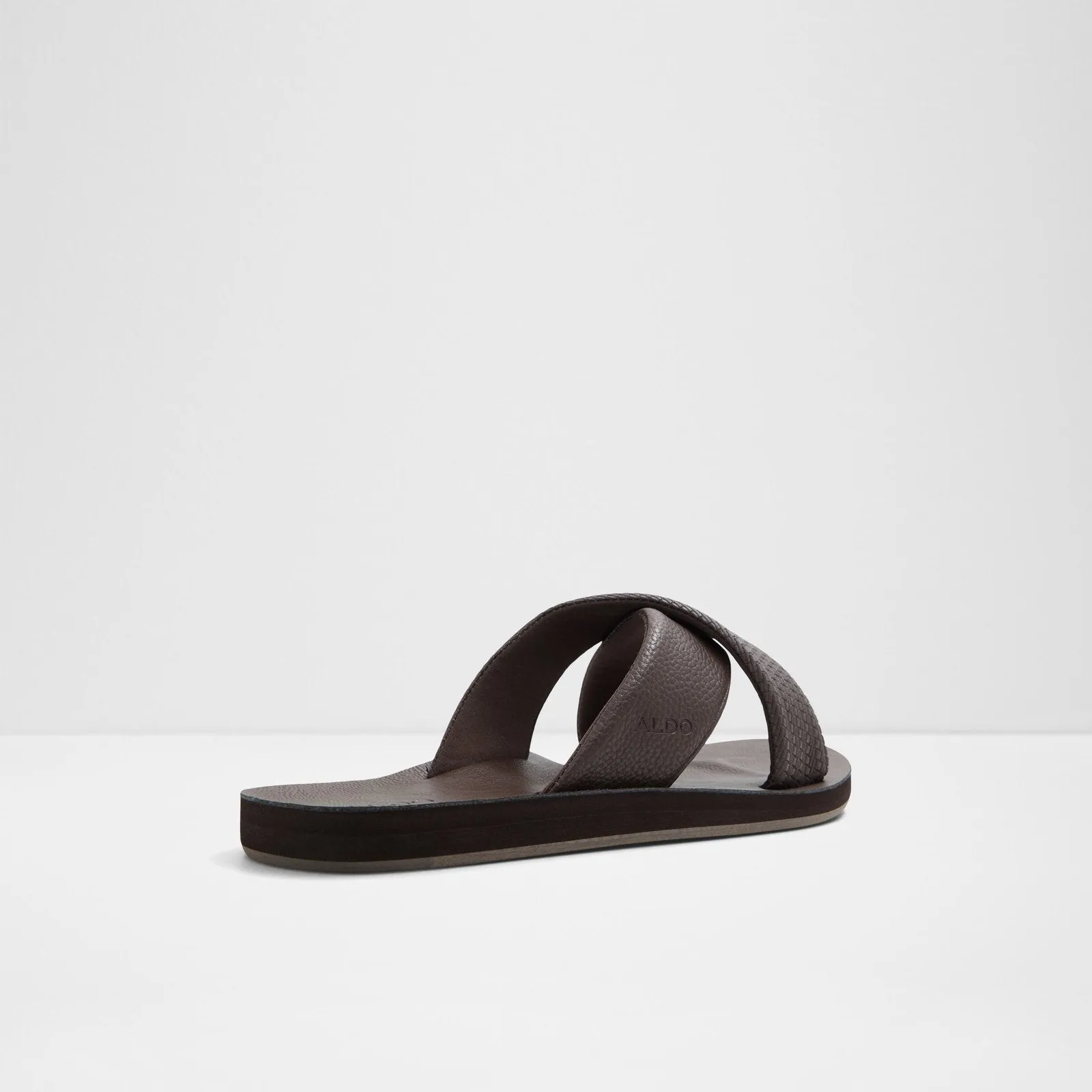 Stmock / Flat Sandals