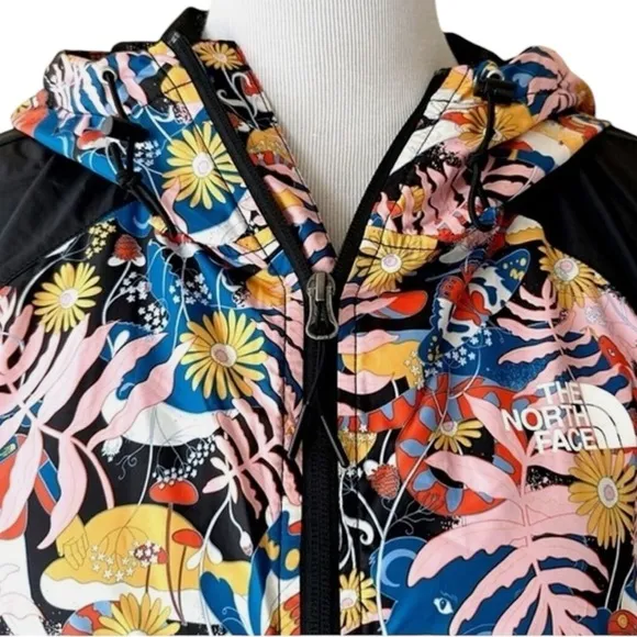THE NORTH FACE Hooded Jacket by Artist Naomi Otsu Size Large