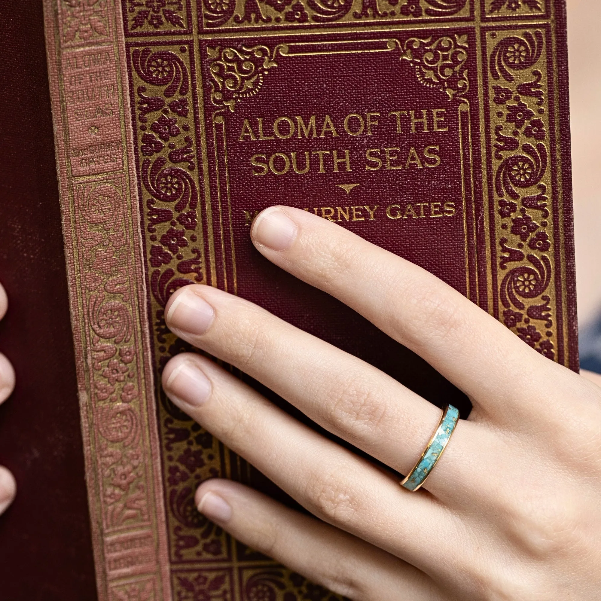The Phoenix | Women's Solid Gold & Turquoise Ring with Gold Flakes