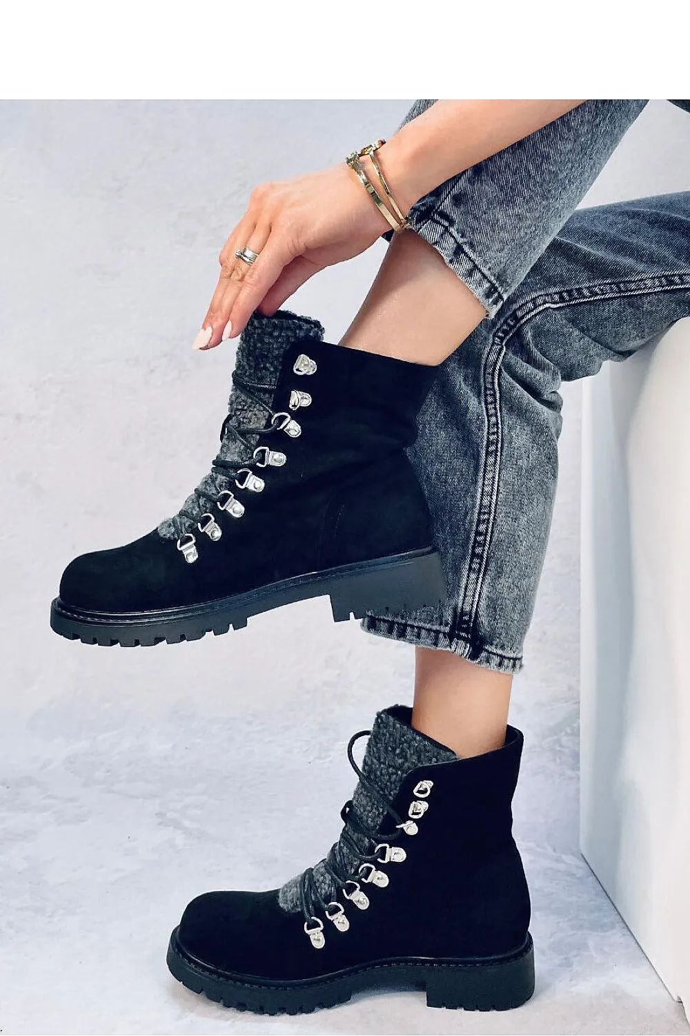 Trapper shoes