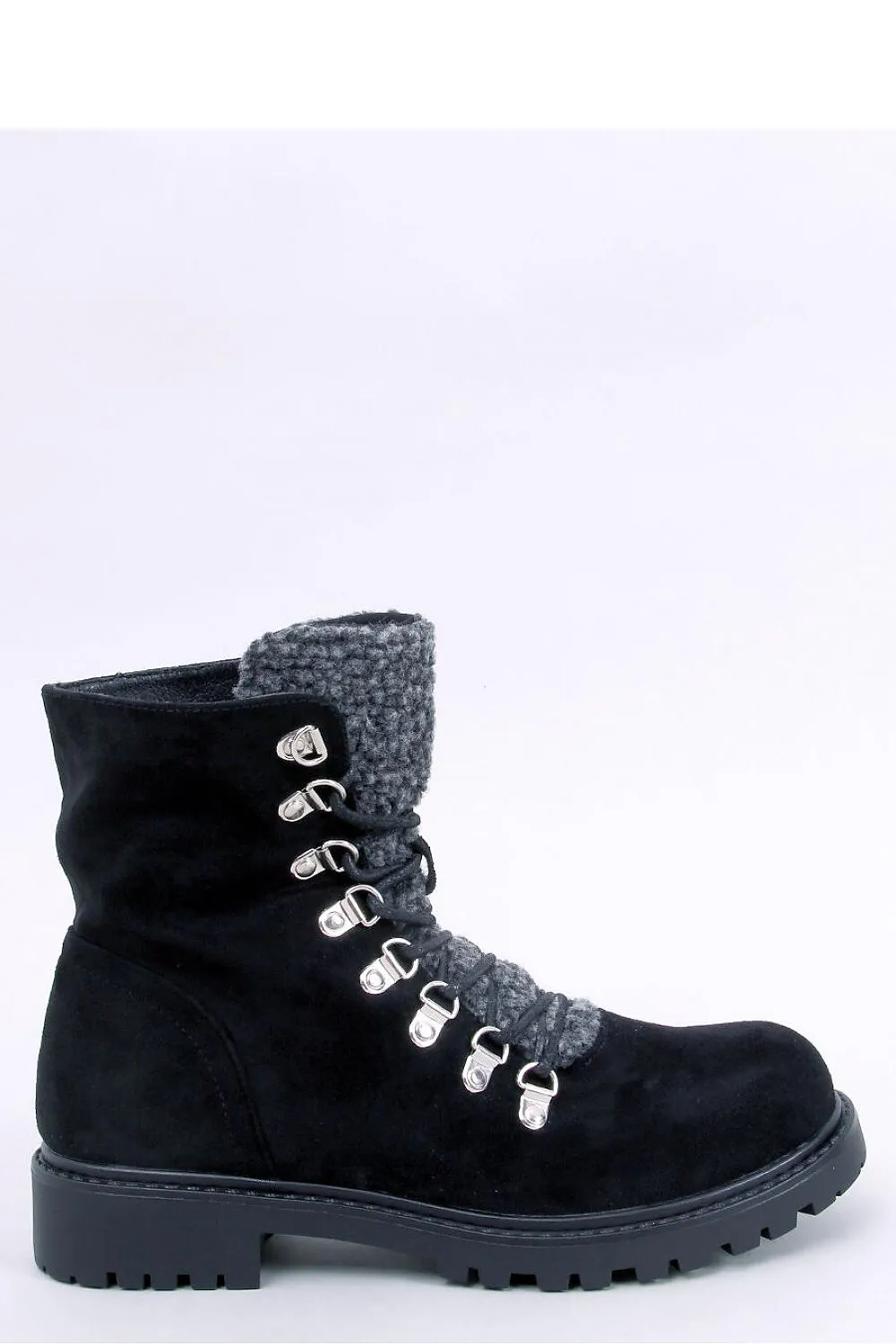 Trapper shoes