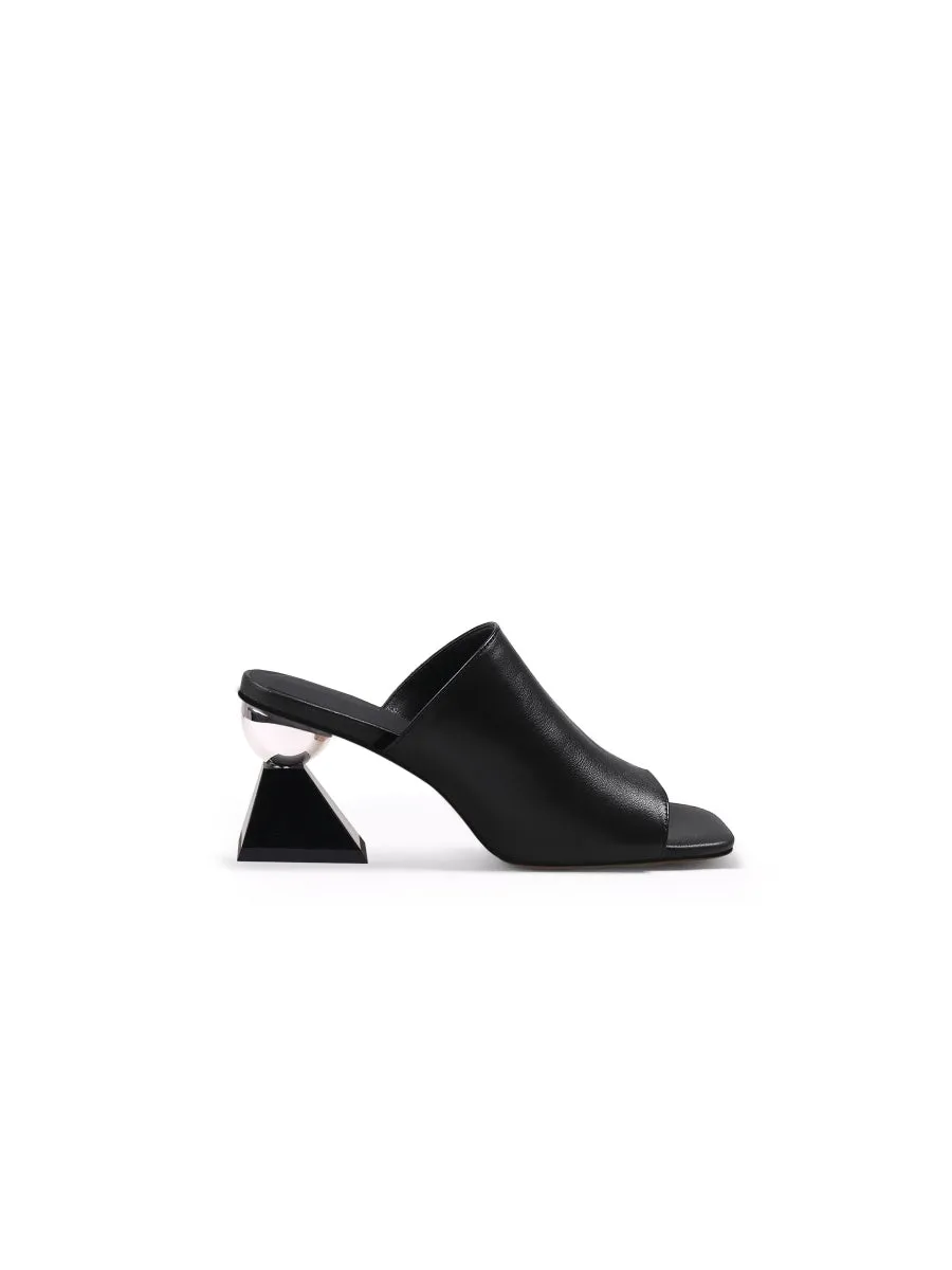 Triangular-Heel Leather Mule - Black