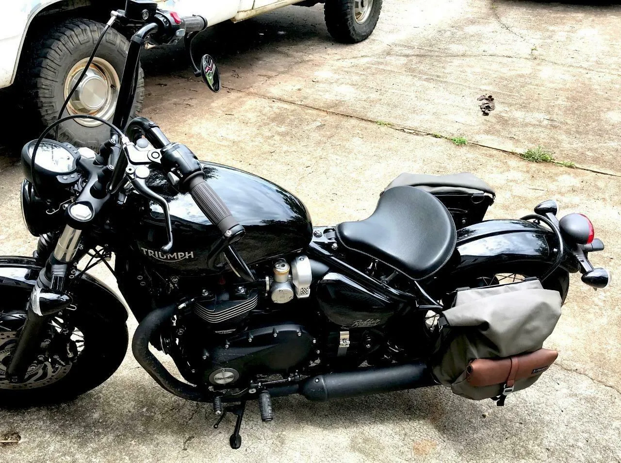Triumph Bobber Solo Seat 2017-2025 Tuck Roll Brown Distressed Leather Tractor