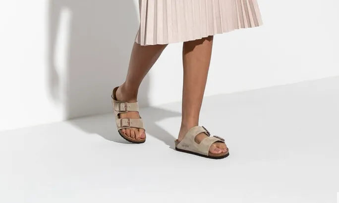 UNISEX BIRKENSTOCK ARIZONA SUEDE LEATHER | TAUPE