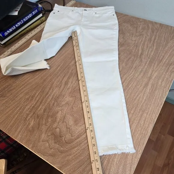 Vince Camuto Ankle Jeans Women's 28/6 Ultra White Denim Frayed Hem 5-Pockets