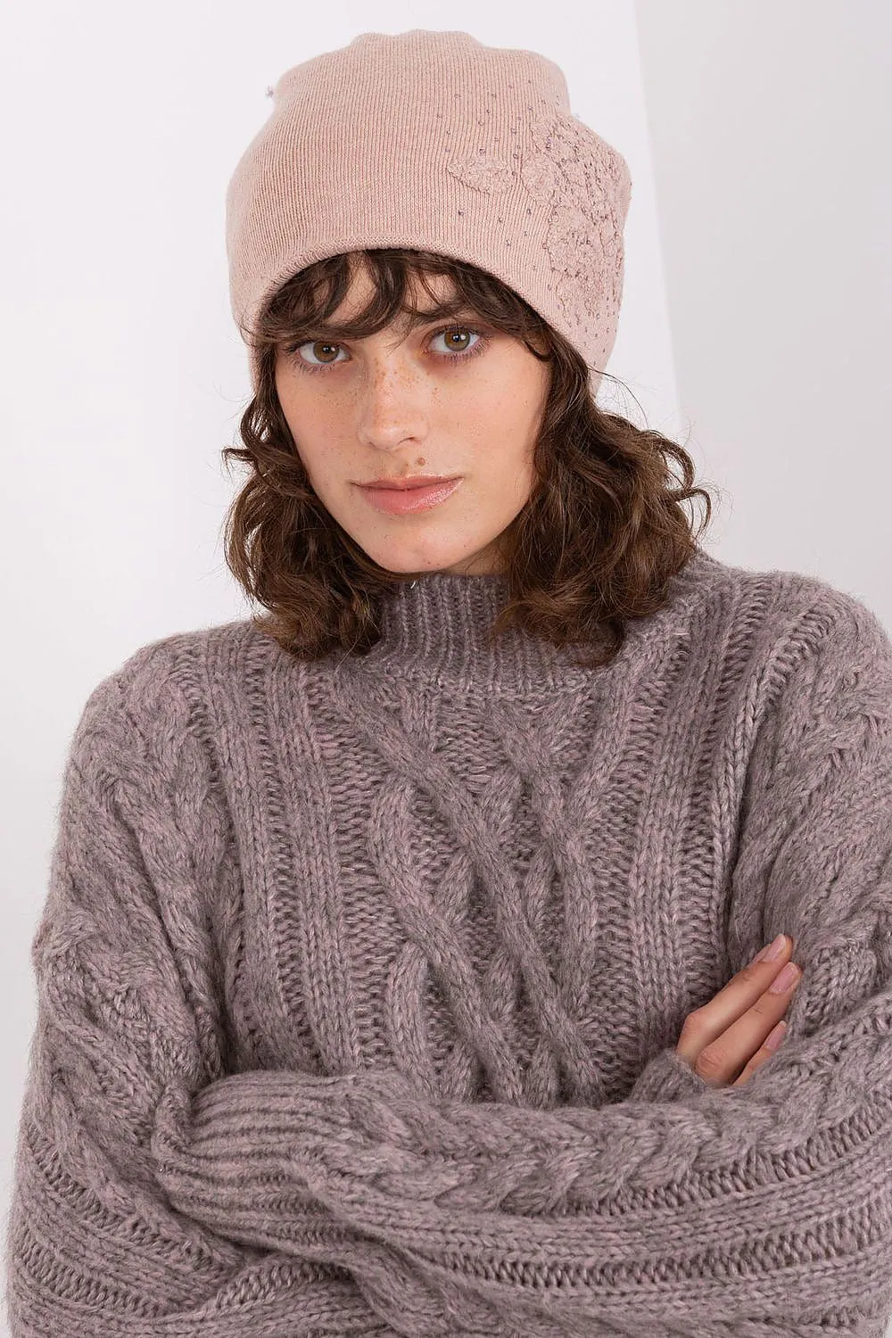 Women's beanie hat with cashmere