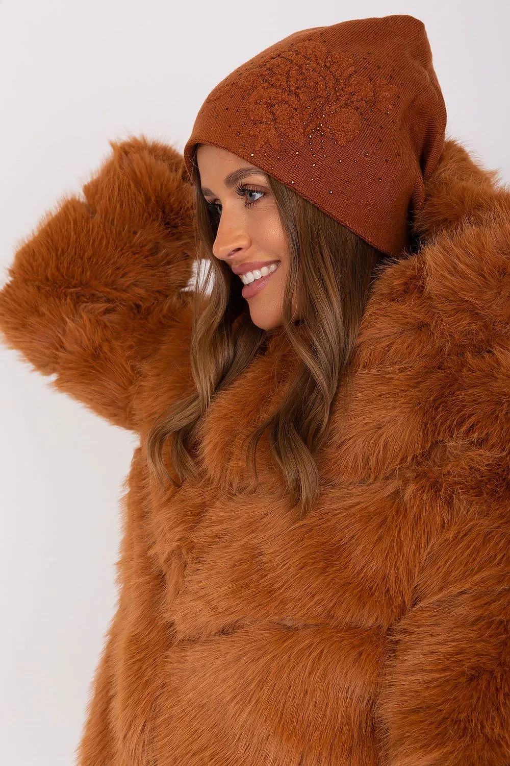 Women's beanie hat with cashmere